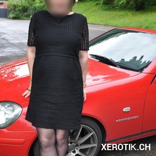  Liebevolle Hausfrau-Lady für den vernachlässigten Herrn. Ich bin ganz privat in meiner Wohnung nach Termin besuchbar.